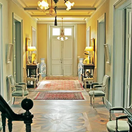 Chateau De 3*