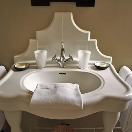 Chateau De Gæstehus 3*