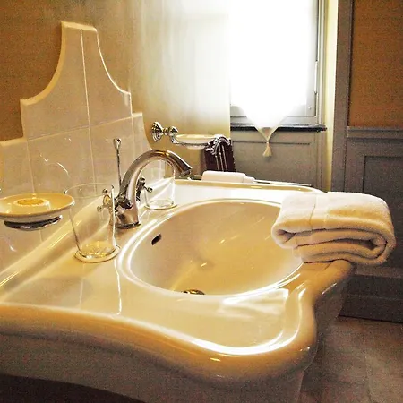 Chateau De 3*